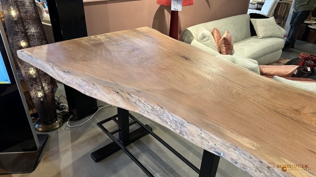 Bartafel eiken met epoxy