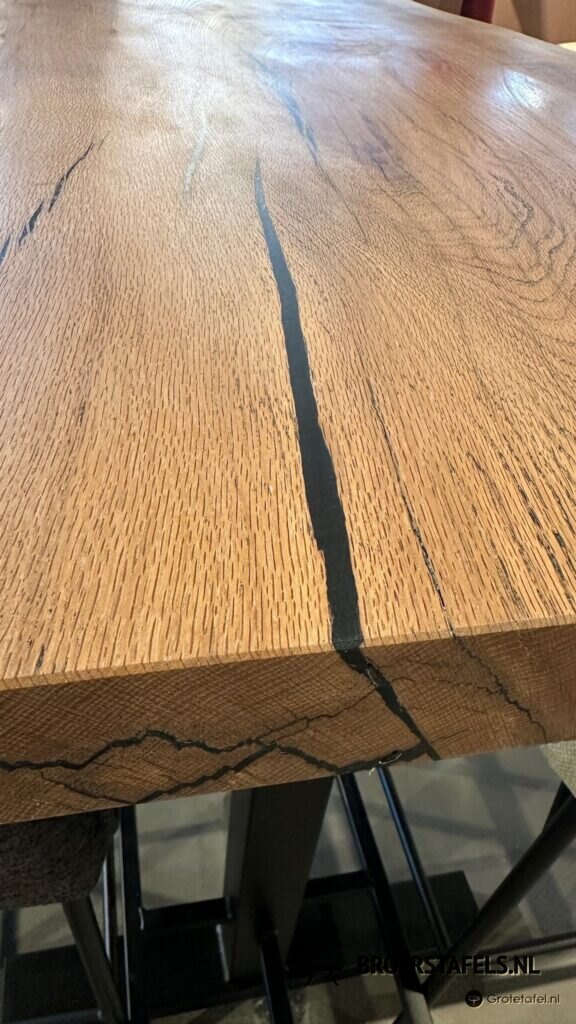 Bartafel eiken met epoxy
