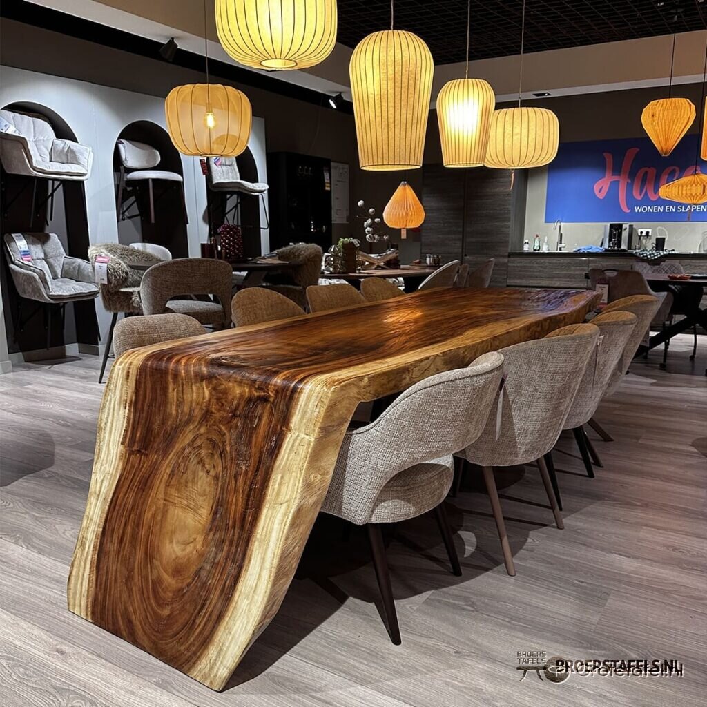Suar watervaltafel 300cm