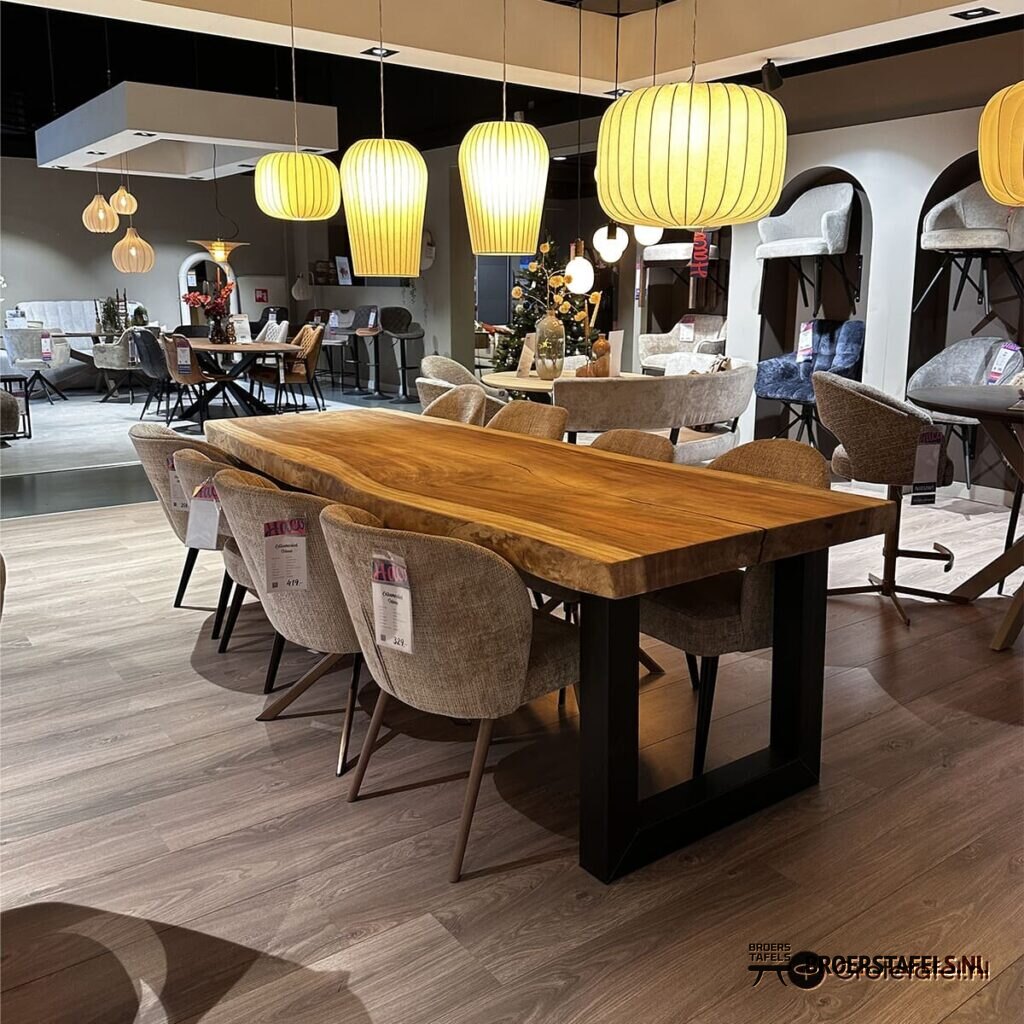 Suar watervaltafel 300cm