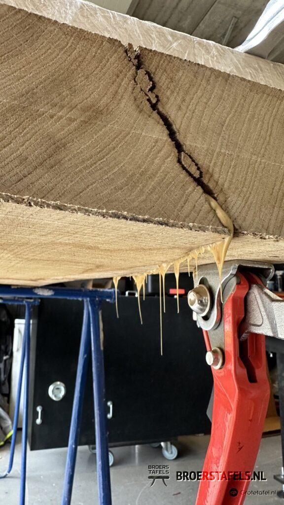 Eiken eetkamertafel 240cm